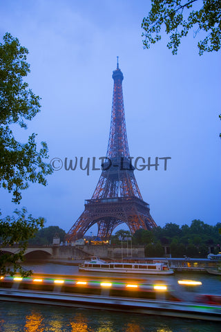 Eiffel Tower and the Seine River, Paris, France! MS-9637 Modern Art